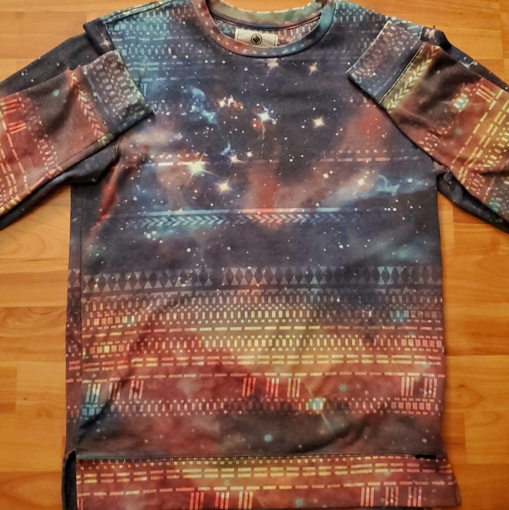 Crewneck galaxy print sweater | On the byas